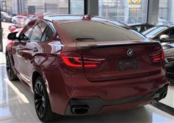 بی ئێم دەبڵیو X6